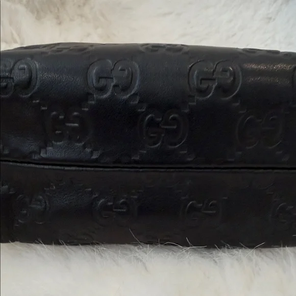 Gucci Black Embossed leather Toiletry Bag - Picture 7 of 13